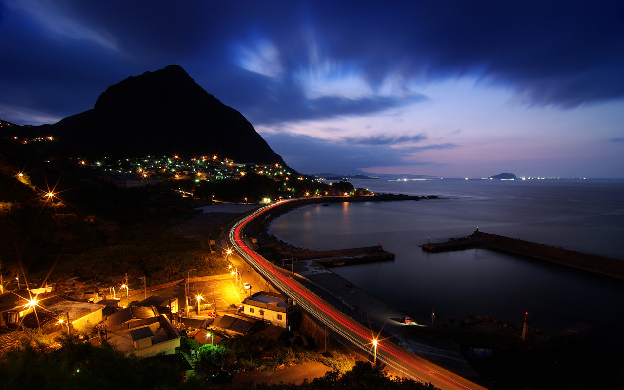 隔空对峙与绿茵革命，当加拿大枫叶在加勒比海上空飘起